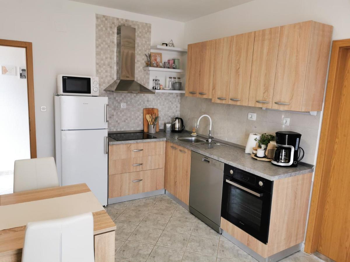 Kaštela A4 Apartmani Kevic מראה חיצוני תמונה